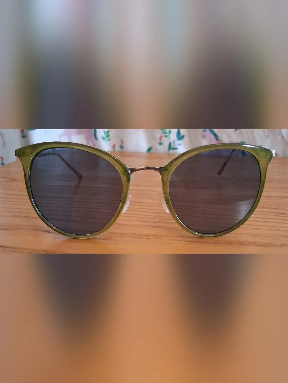 Le Specs beautiful branding